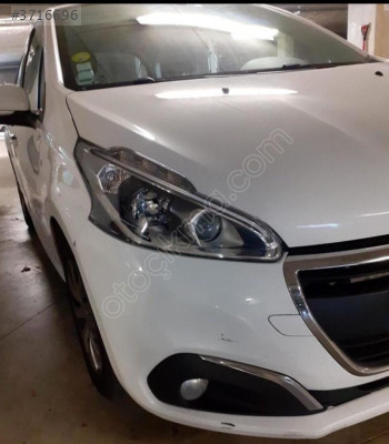 Peugeot 208 sağ arka travers kirişi takozu 1646179080