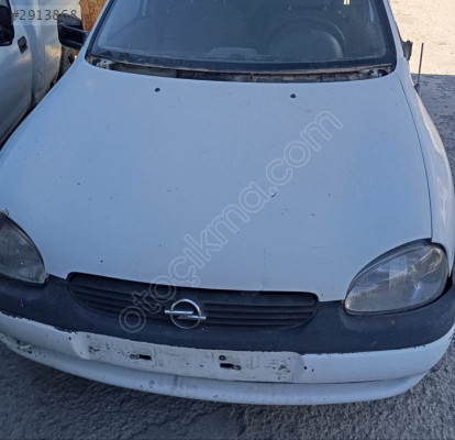 Opel Corsa b ön kaput sağ sol çamurluk far tampon demiri