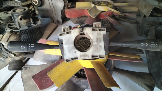 Nissan vanetta far sinyal kolu