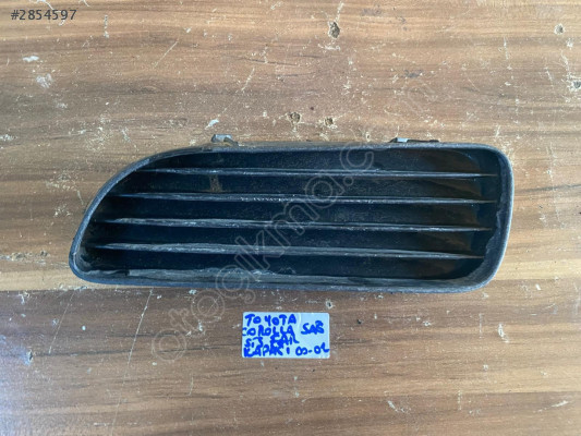 TOYOTA COROLLA SAĞ SİS FAR KAPAĞI 2002-2002 MODEL ORJİNAL ÇIKMA