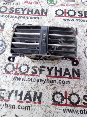 3G0819203 Passat b8 Arka konsol havalandırma ızgarası