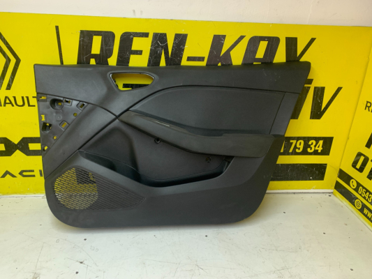 809006112R RENAULT CLİO 5 SAĞ ÖN KAPI DÖŞEMESİ ORJ ÇIKMA RENKAY