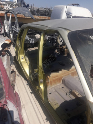 Corsa  B  tavan  arka  komple