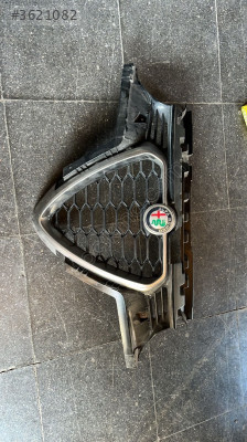 Alfa Romeo Tonale ön panjur komple (01561748830)