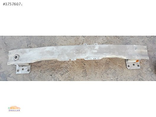 2014 AUDİ A3 ÖN TAMPON DEMİRİ ''ÜNALLAR OTO YEDEK PARÇA''DA