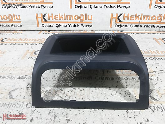 VW TİGUAN 09-16 GÖĞÜS ÜST PLASTİK KAPAĞI