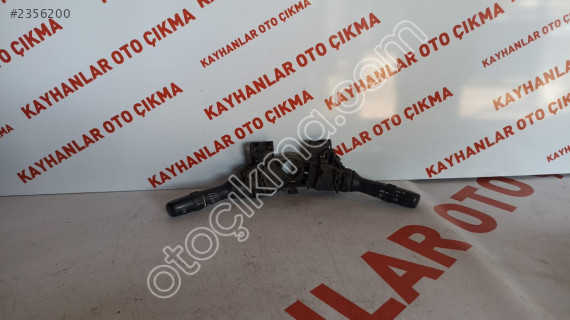 TOYOTA COROLLA D4D SİLGİ SİNYAL KOLU KAYHANLAR OTO ÇIKMA