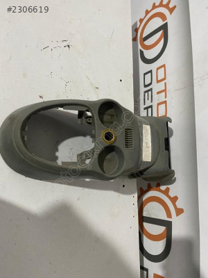 Renault Kangoo Orta Konsol Hatasız Orjinal Çıkma