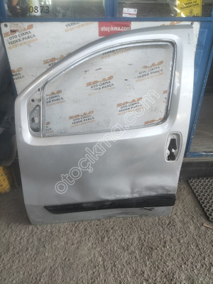 Fiat Fiorino çıkma sol ön kapı