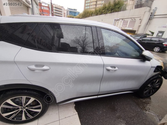 BYD ATTO3 SAĞ ÖN KAPI SÖKME ORJİNAL YEDEK PARÇA