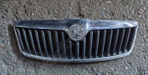 SKODA OCTAVİA ÖN PANJUR 2009 2013 ÇIKMA PARÇA