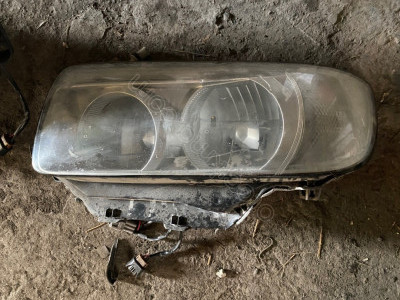 Subaru Forester 2006-Sağ Sol Far (Far Camı)