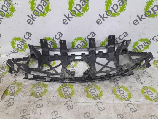 2022-2025 Mercedes EQC V295 EQE Orta Çerçeve Parçası  A2958883100