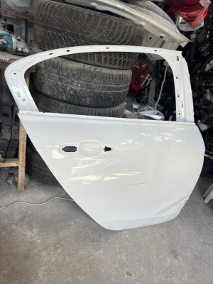 Orjinal Fiat Egea Sağ Arka Kapı - Çıkma Parça