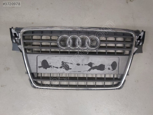 AUDİ A4 2008-2012 AMBLEMLİ ÖN PANJUR