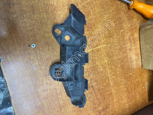 OPEL CORSA E SOL ÖN TAMPON BRAKETİ ÇIKMA 39003564 CANCAN OPEL