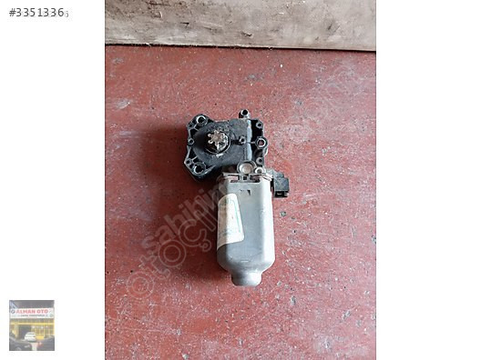E36 SAĞ ÖN CAM MOTORU