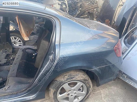 Peugeot 407 sol arka çamurluk EMR OTOMATİV