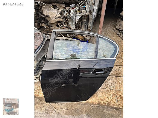 Bmw E60 sol arka kapı dolu çıkma