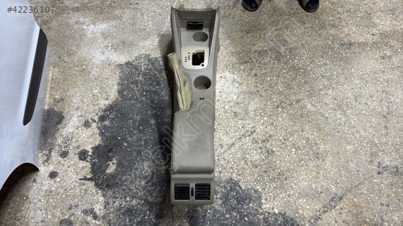 2010-2016 RENAULT FLUENCE ORTA KONSOL ORJ ÇIKMA