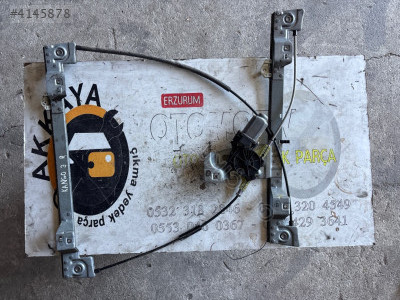 RENAULT KANGOO 3 orijinal sağ ön cam krikosu