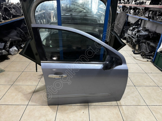 OPEL ASTRA H  SAĞ ÖN KAPI