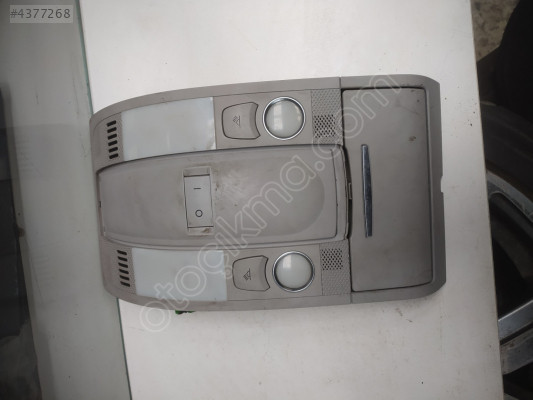 4F0947135BQ AUDİ A6 C6 TAVAN LAMBASI SUNROOF DÜĞMESİ