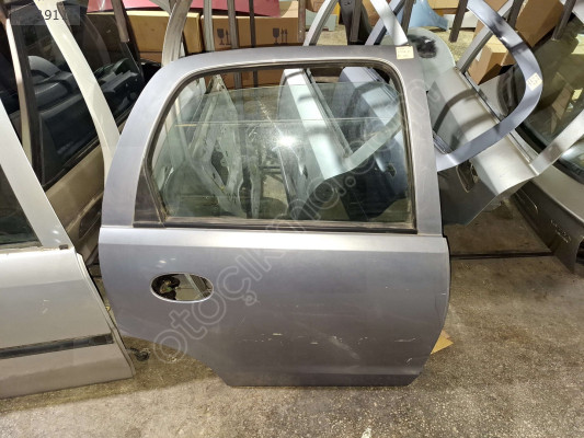 ÖZMEN OPEL CORSA C ÇIKMA SAĞ ARKA KAPI