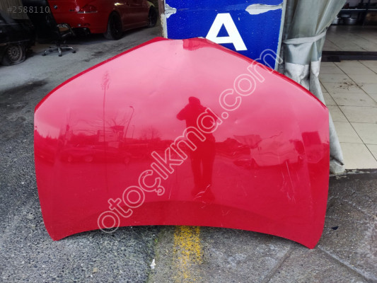 2013-2018 model Auris çıkma kaput