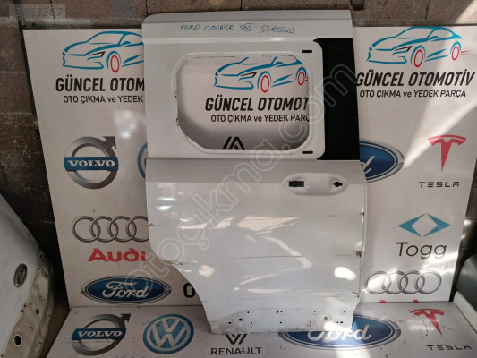 FORD COURİER SAĞ SÜRGÜLÜ KAPI ORJİNAL ÇIKMA