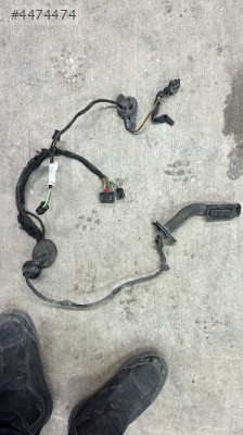 Q3 KAPI TEHSİSATI  VE Q3 TÜM ÇIKMA PARÇALAR