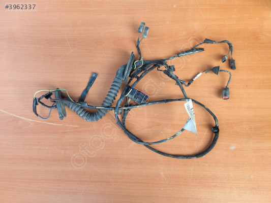 FORD FOCUS 2.5 BAGAJ ELEKTİRİK TESİSATI
