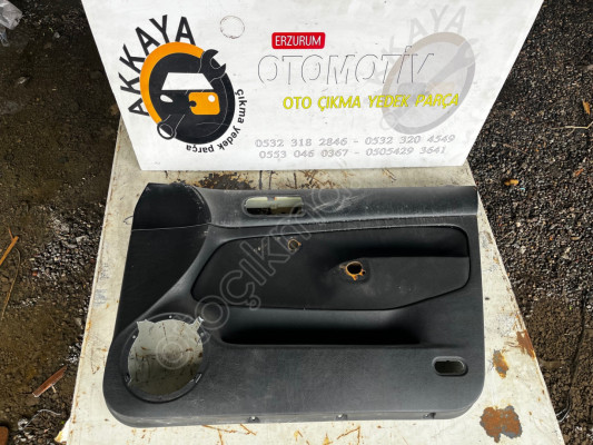Golf 4 Sağ ön Kapı Döşemesi Çıkma