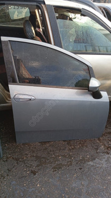 Fiat Punto Sağ Ön Kapı Parçası - Mert Oto Çıkma Parçalar