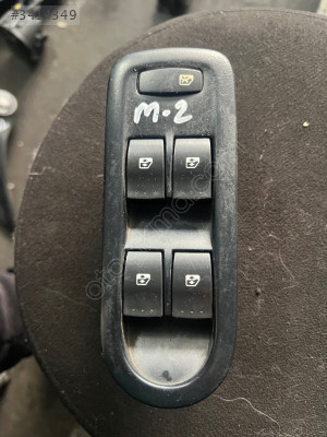 MEGANE 2 CAM DÜĞMESİ ORJİNAL ÇIKMA PARÇA