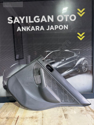 Honda Vtec sağ  arka kapı döşemesi çıkma Orjinal