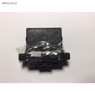 Volkswagen Golf Caddy Touran Gateway Beyni 1K0 907 530 E