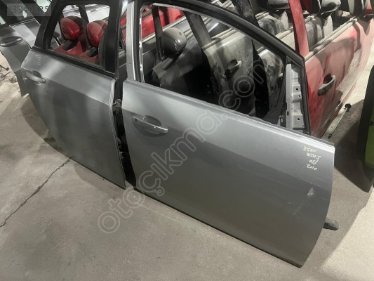 OPEL ASTRA J ÇIKMA KAPI