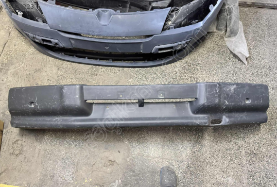 FORD TRANSİT 2000 ÖN TAMPON EYUPCAN OTO'DA