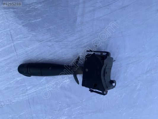 Renault clio silecek kolu 2004