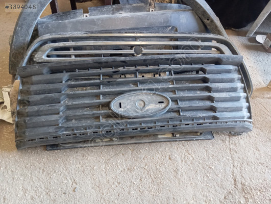 Ford courier ön panjur R2X6 8B271 BE