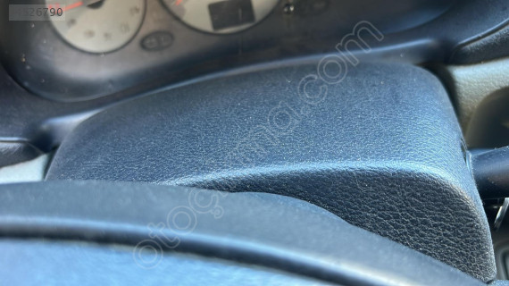 Clio 2 direksiyon  alt üst kapak