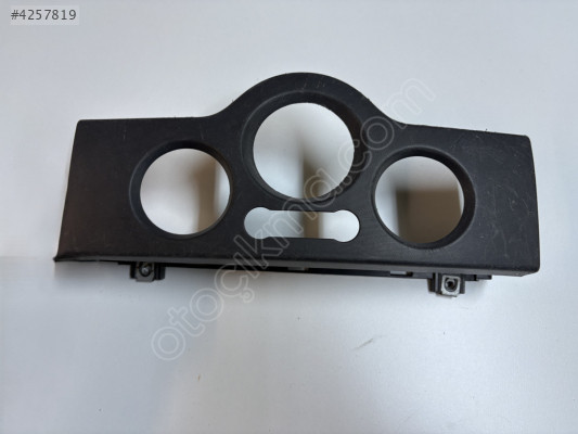 RENAULT KANGOO 3 KLİMA KONTROL PANEL ÇERÇEVESİ