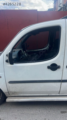 Hatasız Fiat Doblo Sol Ön Kapı - Orijinal Çıkma Parça