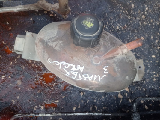 RENAULT MASTER 3  SU BİDONU