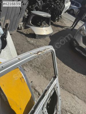 Hyundai getz sağ arka kapı