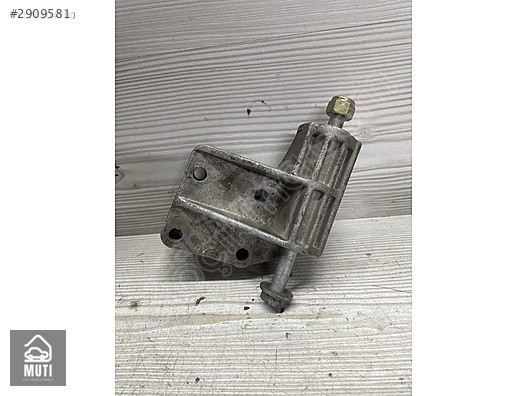 Fiat doblo punto motor kulağı 044A236