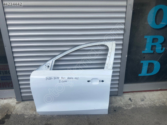 Ford Focus sol ön kapı boyasız beyaz 2018-2025