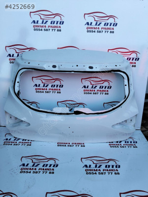 Renault clio 5 bağaj kapağı