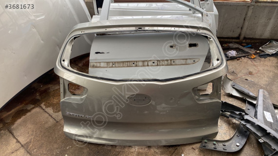 KİA SPORTAGE ORJİNAL TEMİZ ÇIKMA BAGAJ KAPAĞI